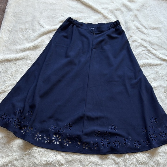 Tanjay Blue A-Line Midi Skirt with Floral Eyelet Hem | Classic Summer Core Style - Picture 5 of 6